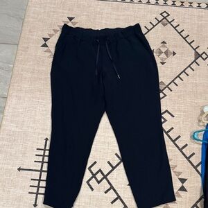 Lululemon Athletica navy woven Straight Leg Pants